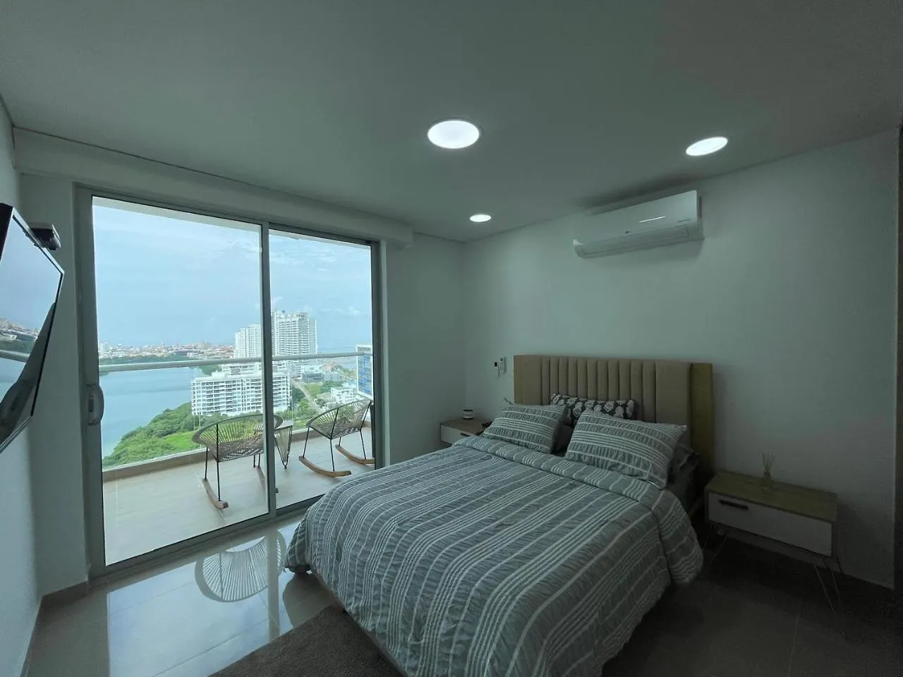 Exclusivo Vista Al Mar Y Ciudad Amurallada Cartagena Apartment